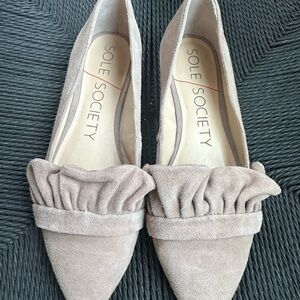 Sole Society Women's Beige Suede Flats